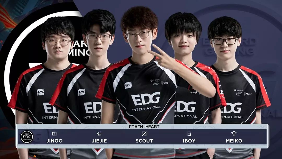 展现了他的 展现了他的