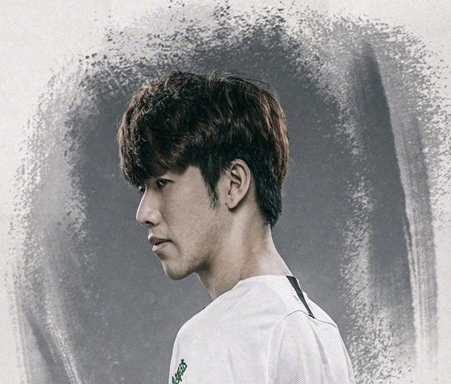 了进攻端的 了进攻端的